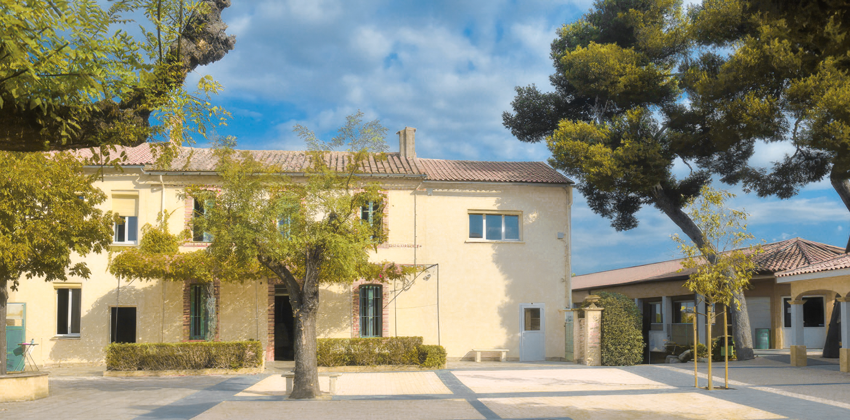 Bâtiment historique de l’établissement